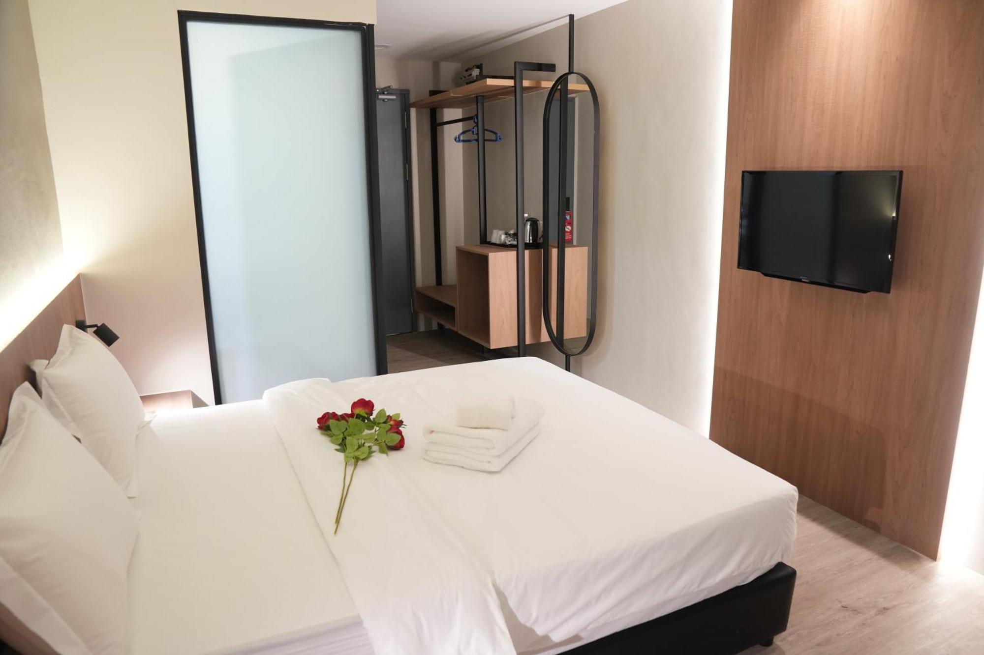 Roxy Hotel Aiman Кучинг Экстерьер фото